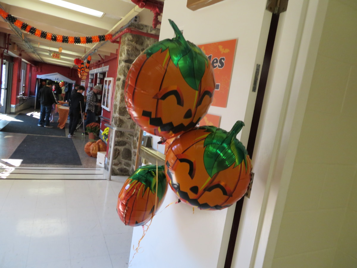 Monroe Elementary School Pumpkin Festival