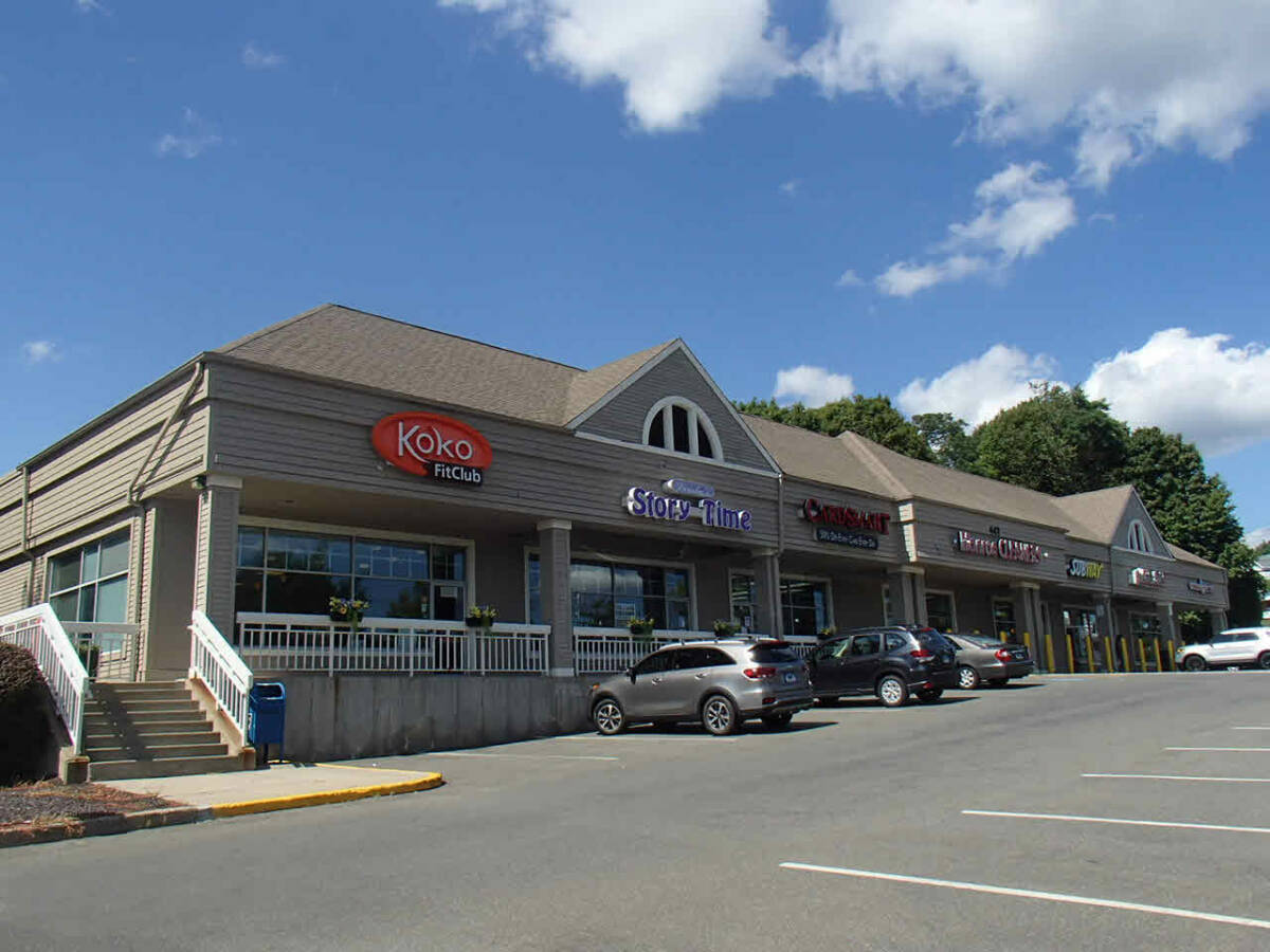 Shopping Center at 447 Monroe Turnpike sold for $4.4 million in ...