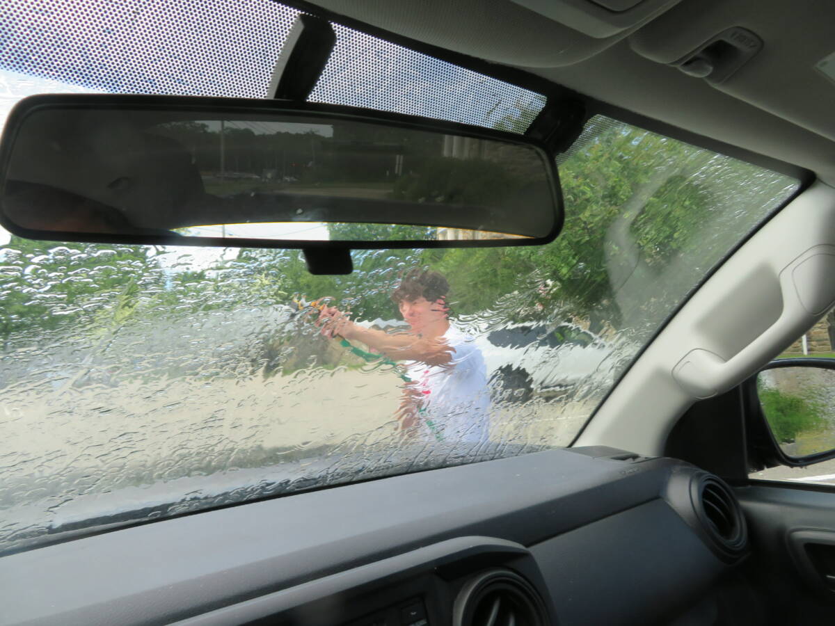 Photos: Masuk football players host a car wash | The Monroe Sun