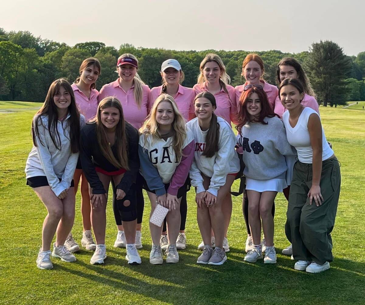 Masuk Girls Golf team photo