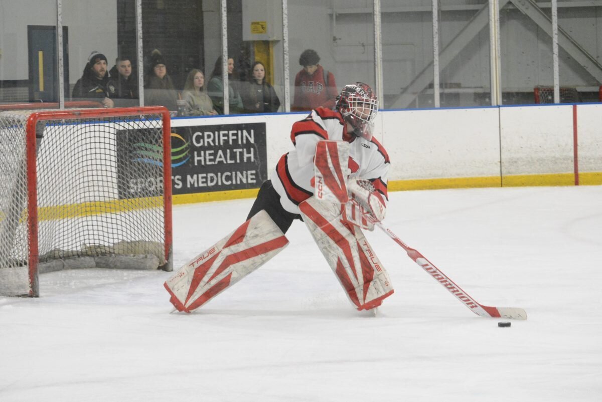 Goaltender Maddex LaFountain earned the shutout as Masuk improved to 3-0.